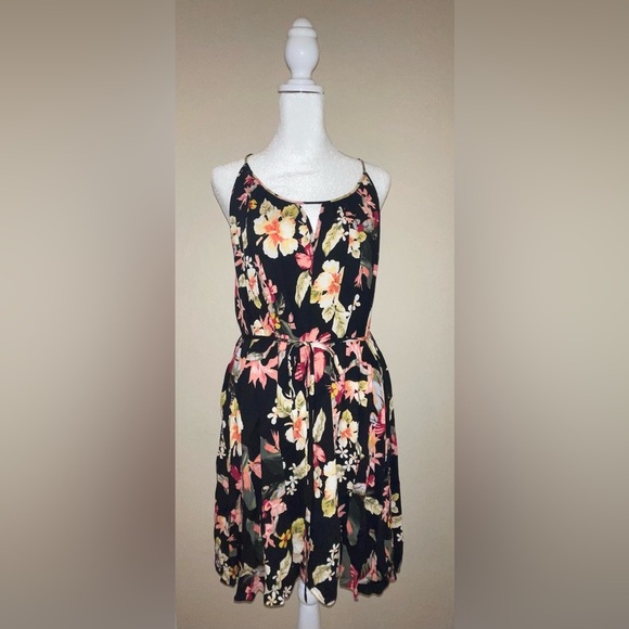 Forever 21+ Plus Size Black floral Racerback Dress - 0X - Picture 1 of 2